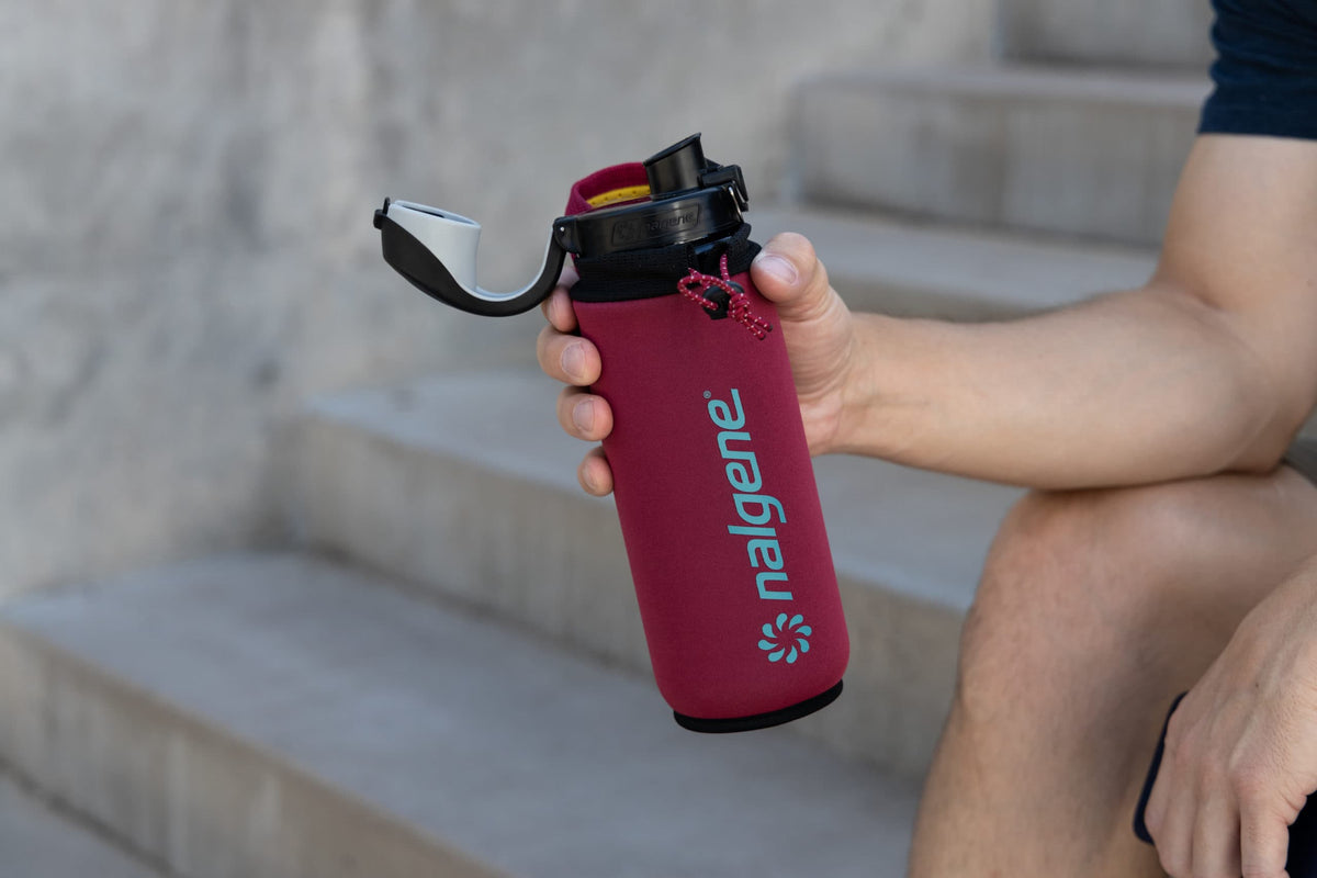 Nalgene product detail: 24oz Neoprene Sleeve Z7 — 24oz Neoprene Sleeve