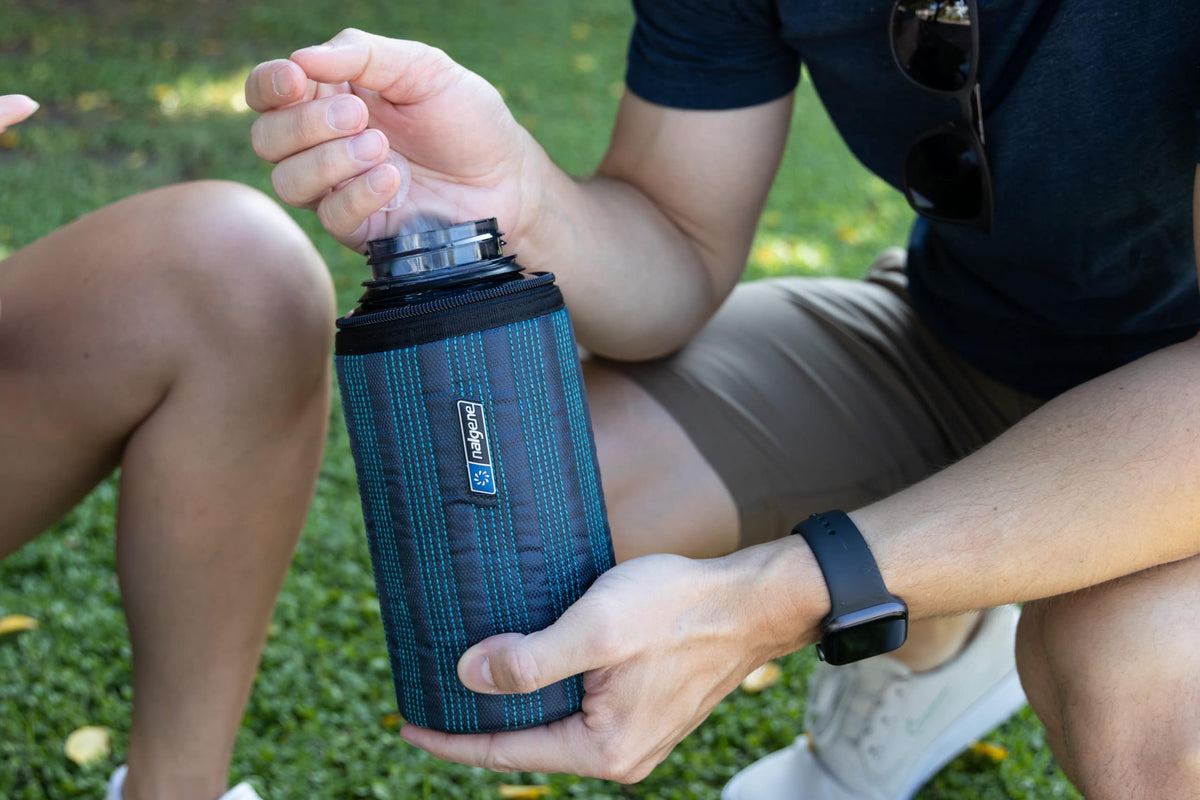 Nalgene product view: 32oz Insulated Sleeve T3 — 32oz Insulated Sleeve